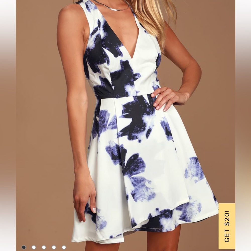 Lulus Seeing Chic Blue and Ivory Print Skater Dress